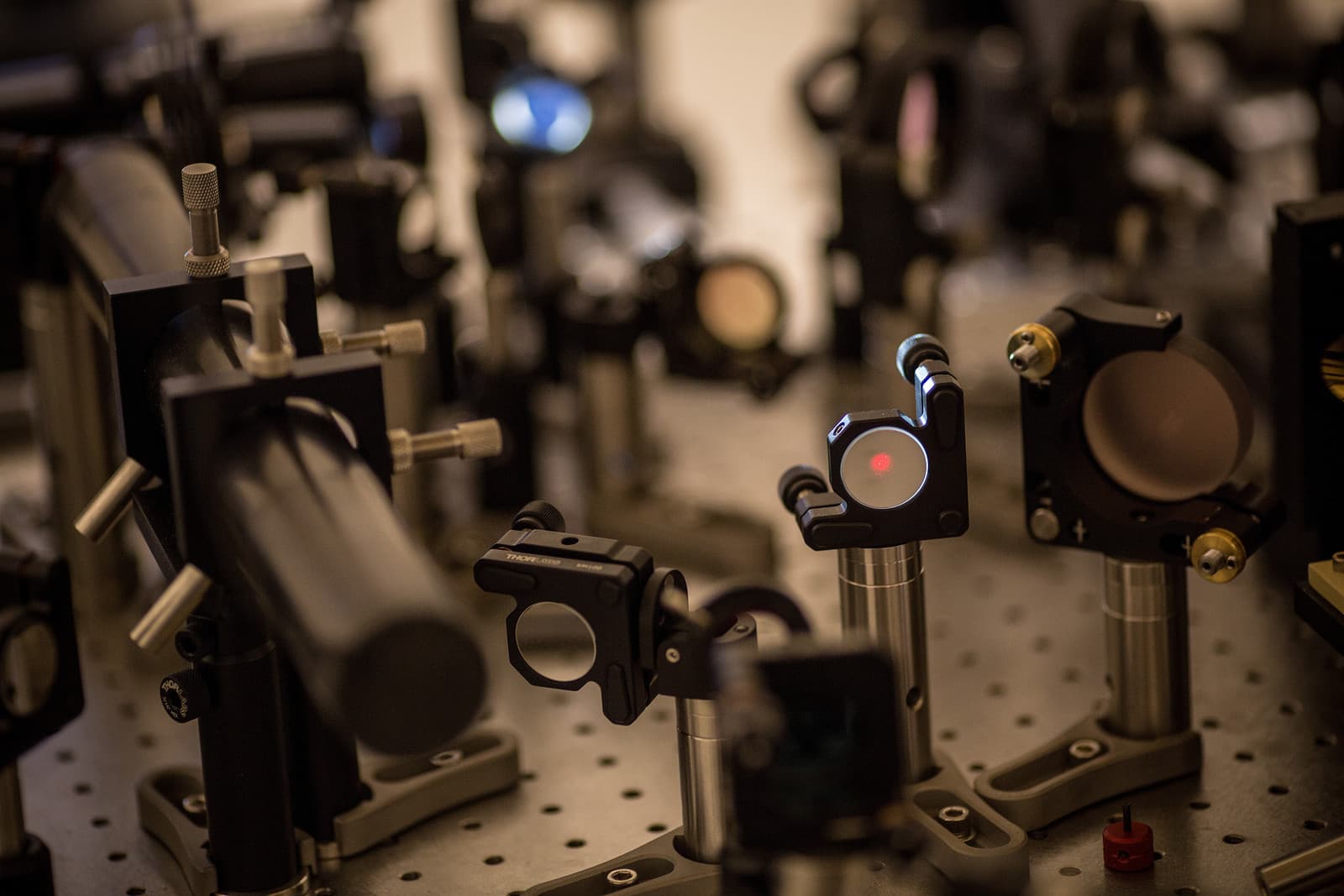 Optical components for near-field microscopy